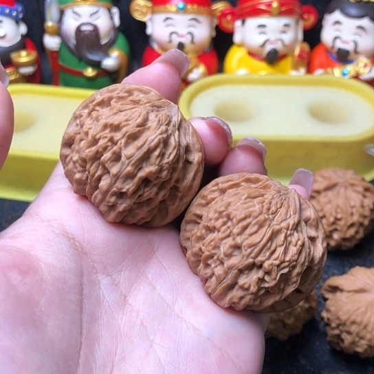 文玩核桃吊坠40磨盘