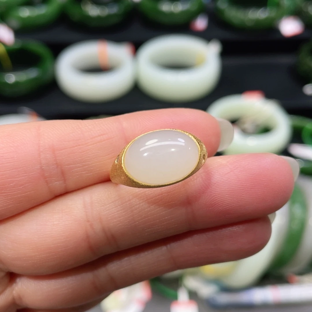 银S925镶嵌戒指和田玉