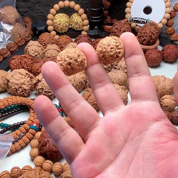 文玩核桃把件猫耳朵