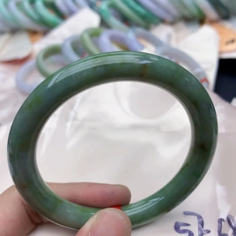 未镶嵌手镯翡翠翡翠手镯