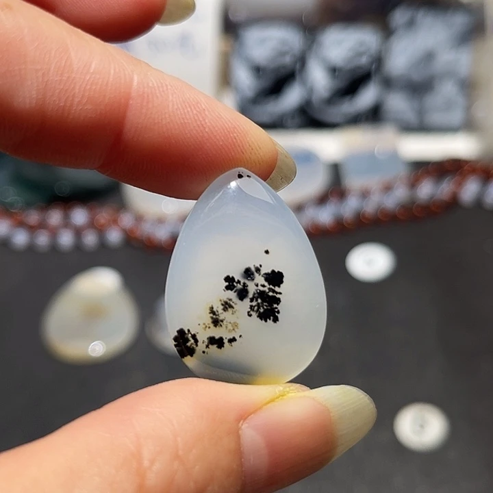 玛瑙/玉髓未镶嵌吊坠(不含链)