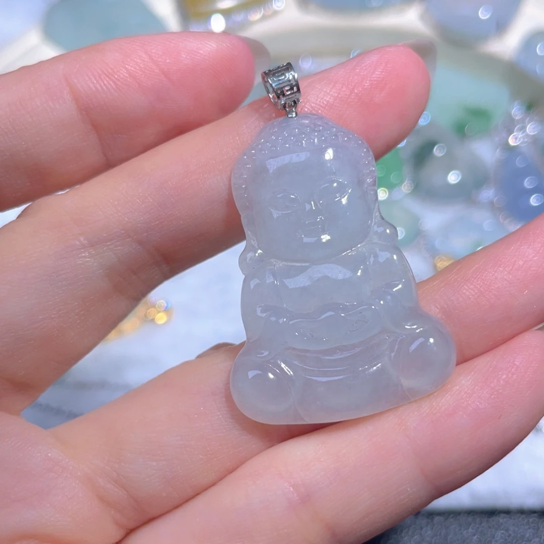 翡翠18K金镶嵌颈饰翡翠