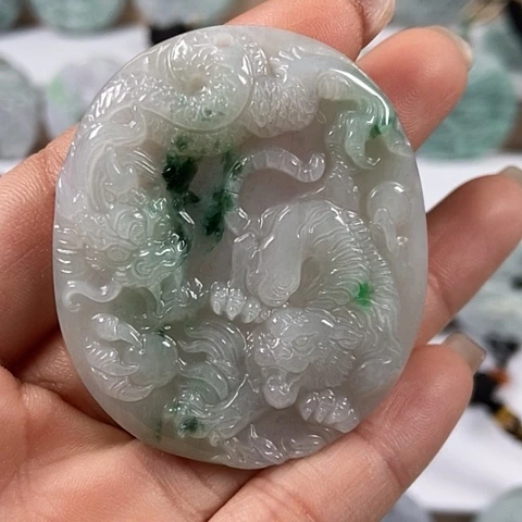 翡翠颈饰未镶嵌下山虎有棉线福利