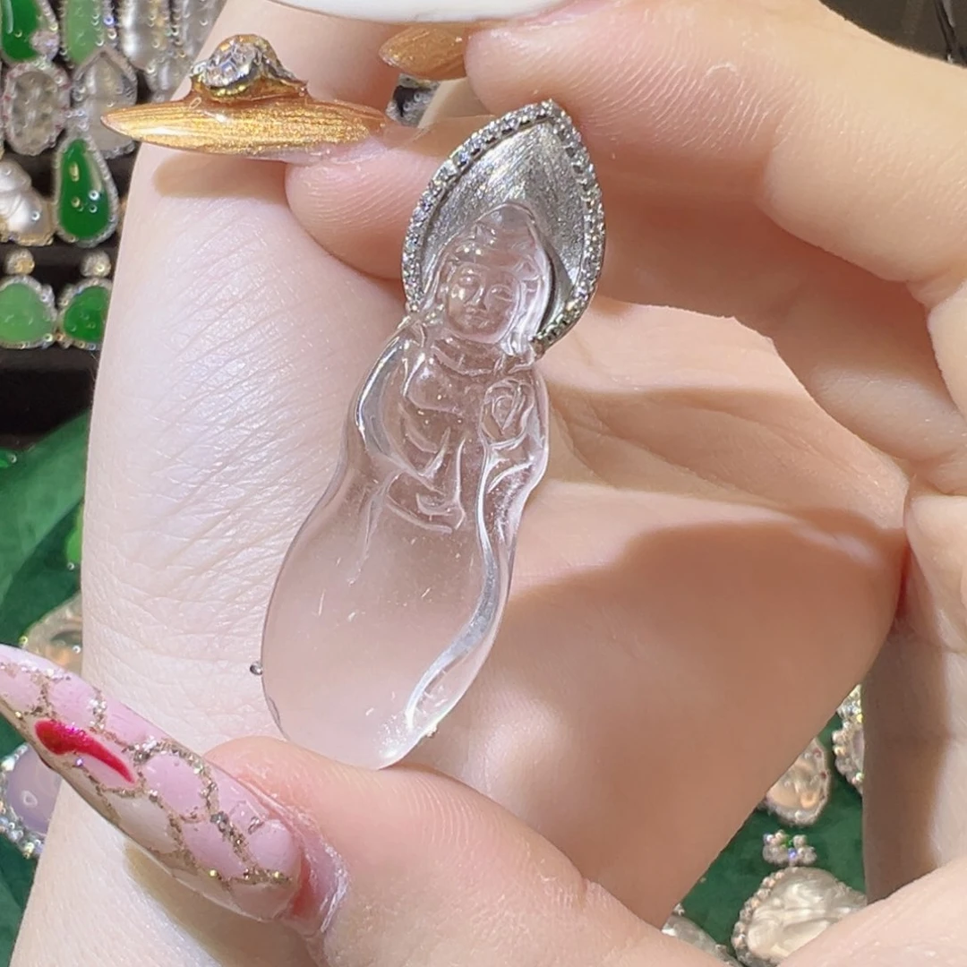 石英质玉颈饰银S925镶嵌白冰站观音