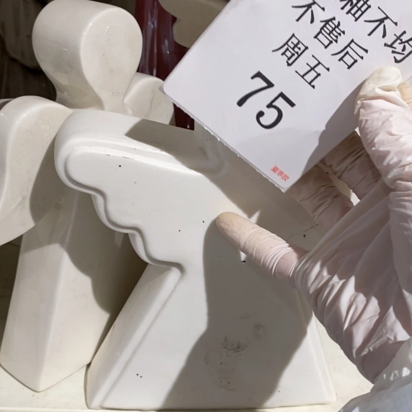 【闪购商品】摆件温***月陶瓷摆件瑕疵特卖