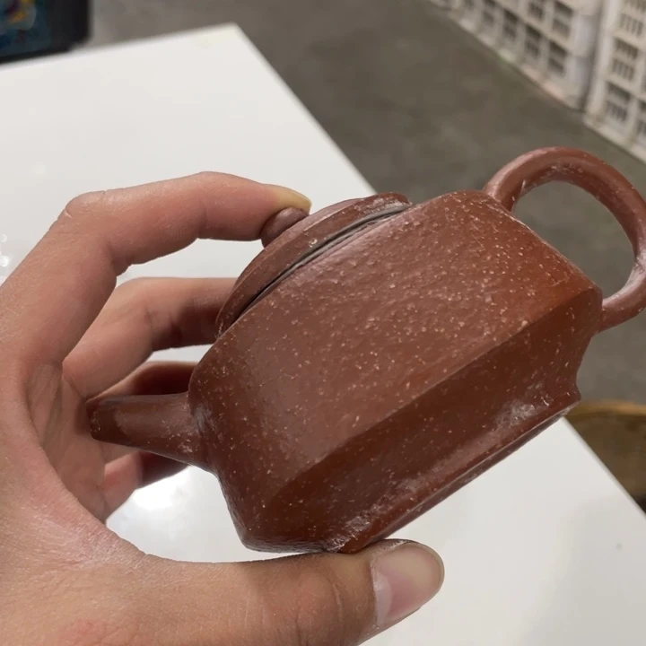 紫砂茶壶老厂紫砂壶一件。