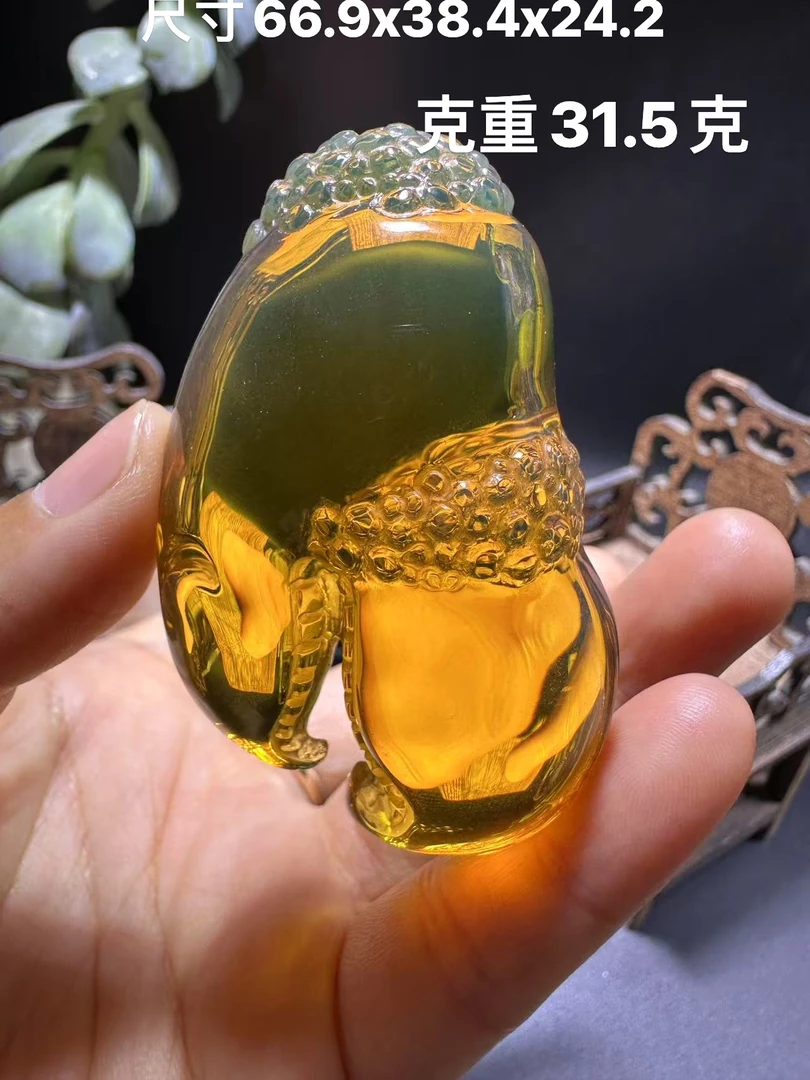 缅甸天然琥珀蓝珀净水天空蓝雕刻件富甲天下挂件吊坠
