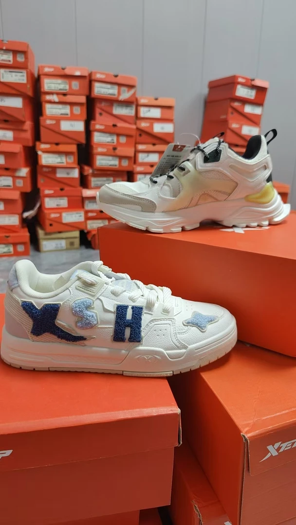 800-820编号男鞋男士白色时尚休闲百搭情侣夏季厚底