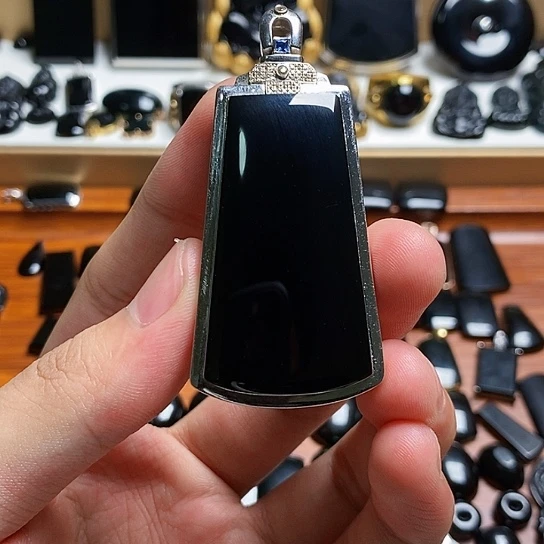 翡翠18K金镶嵌颈饰缅甸天然a货墨翠