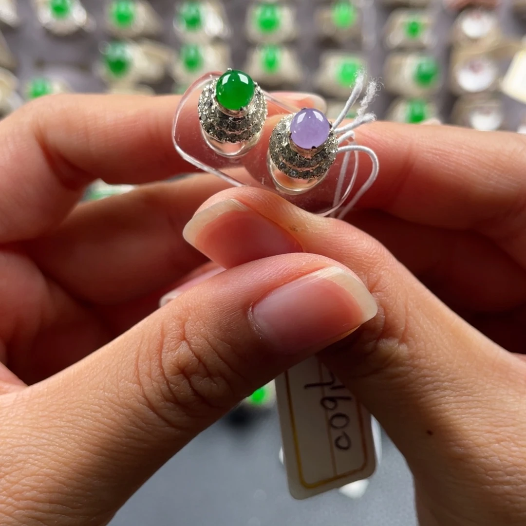 定制翡翠未镶嵌翡翠