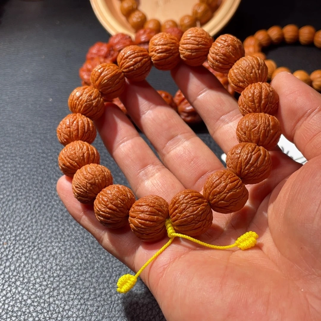 文玩核桃手串礼物