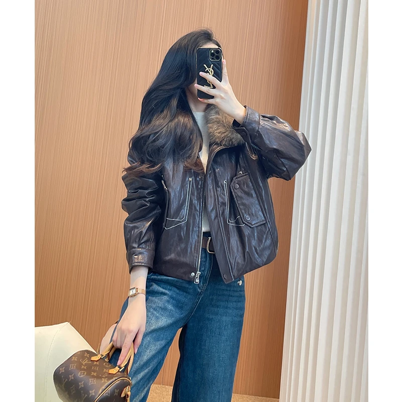 皮衣外套女款2025新款今年流行爆款加绒加厚超火减龄酷飒风机车服