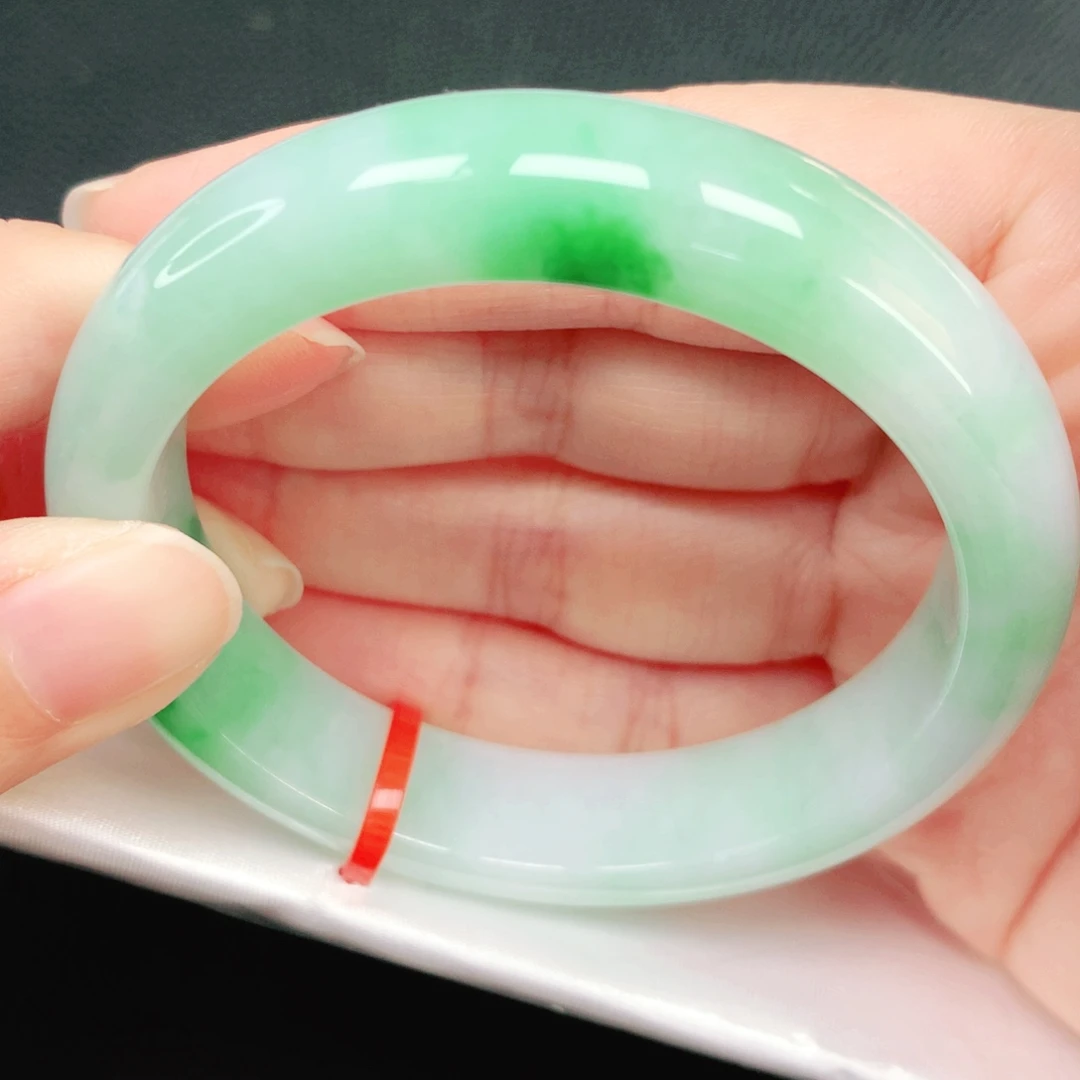 翡翠未镶嵌手镯54圈