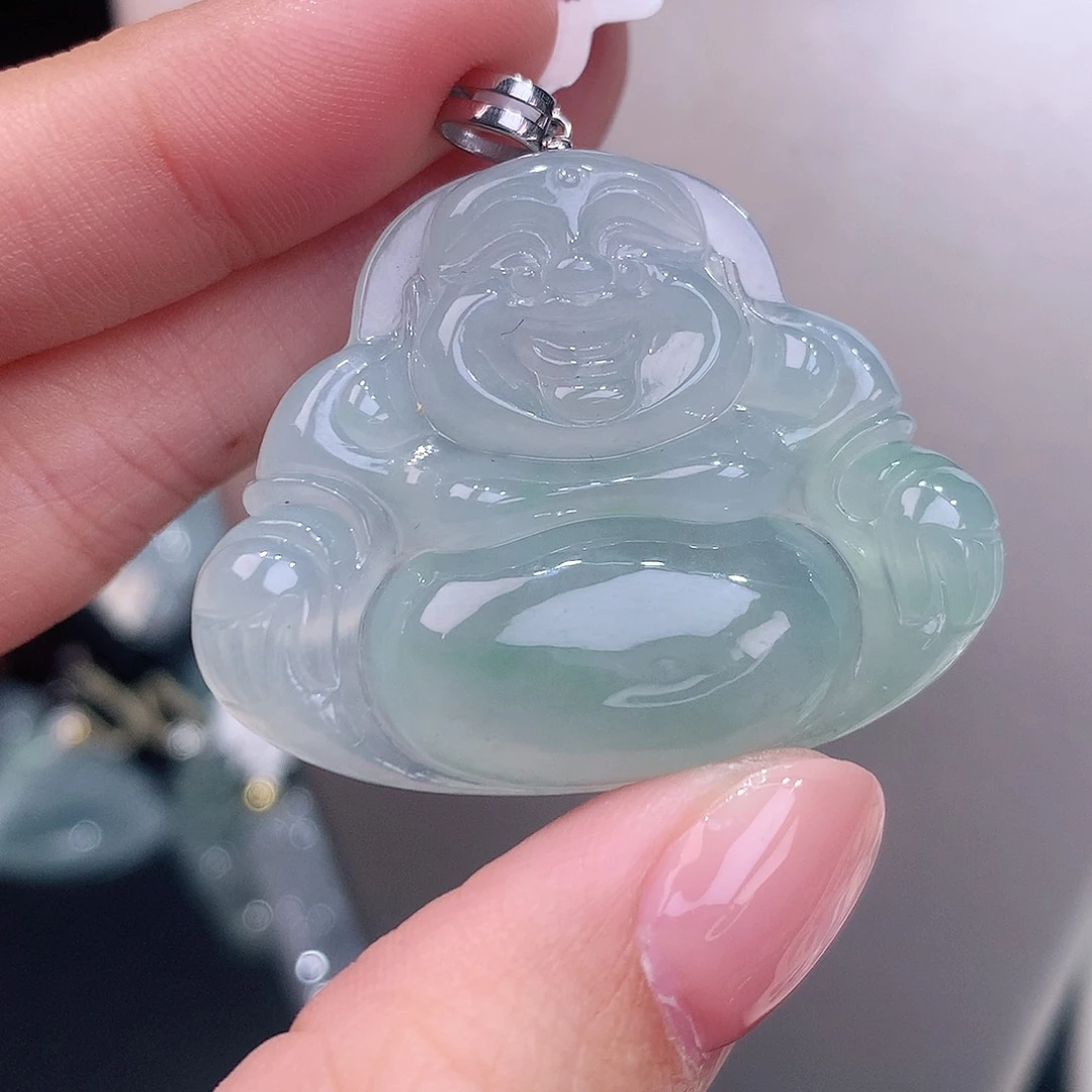 颈饰18K金镶嵌翡翠晴底大佛公