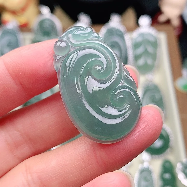 颈饰银S925镶嵌翡翠吊坠