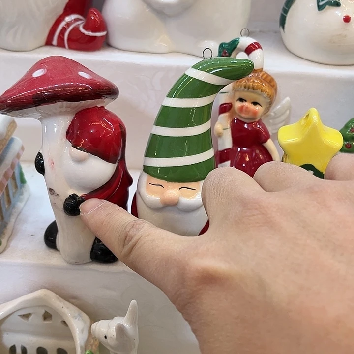 摆件子**争染色陶瓷微瑕完美慎拍