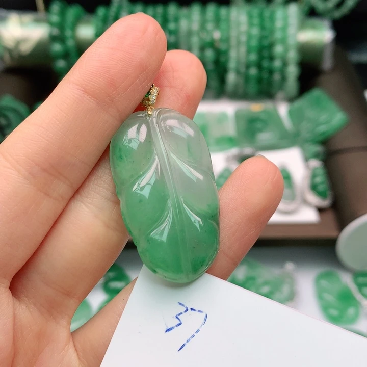 石英质玉颈饰银S925镶嵌