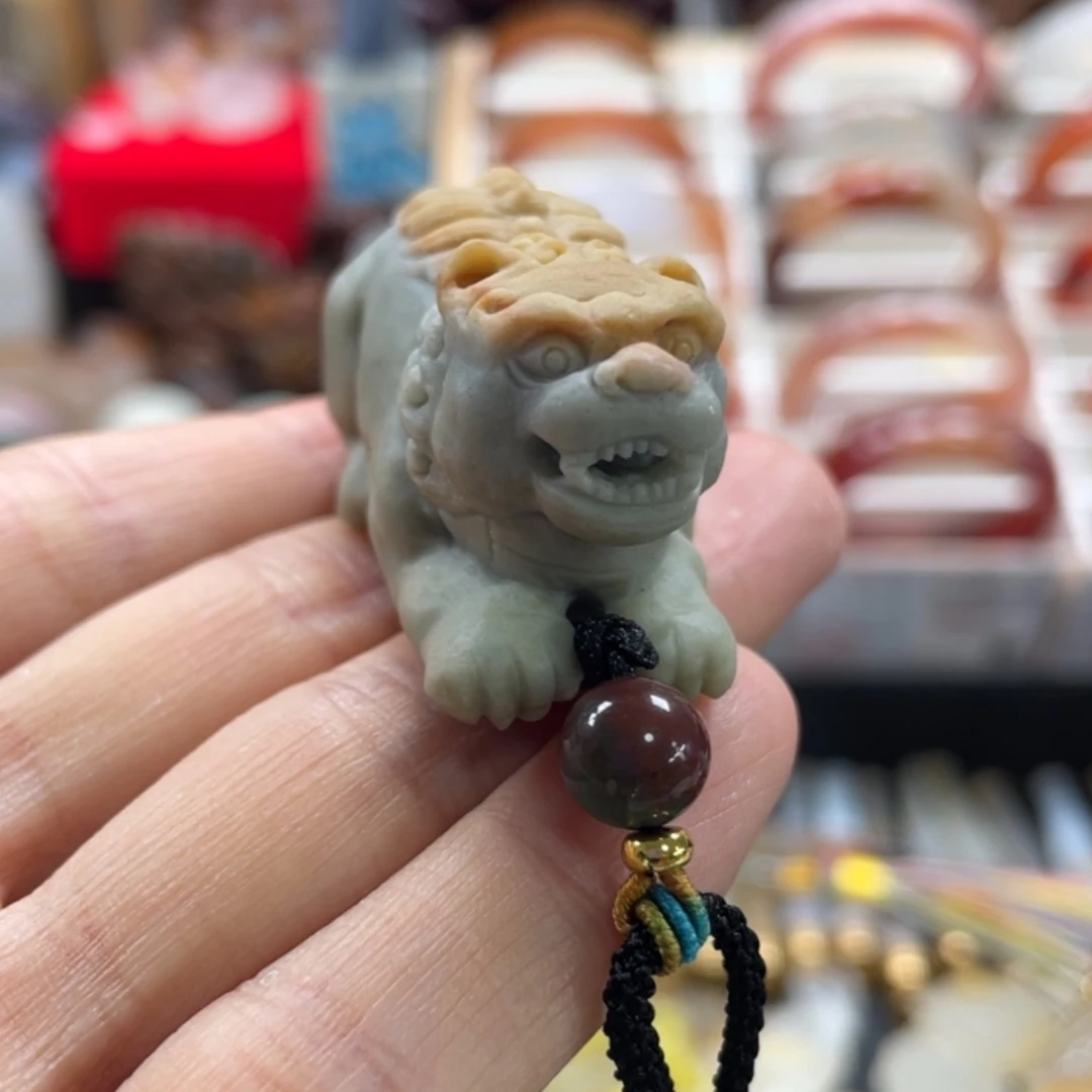 【闪购商品】石英质玉未镶嵌颈饰浩****业