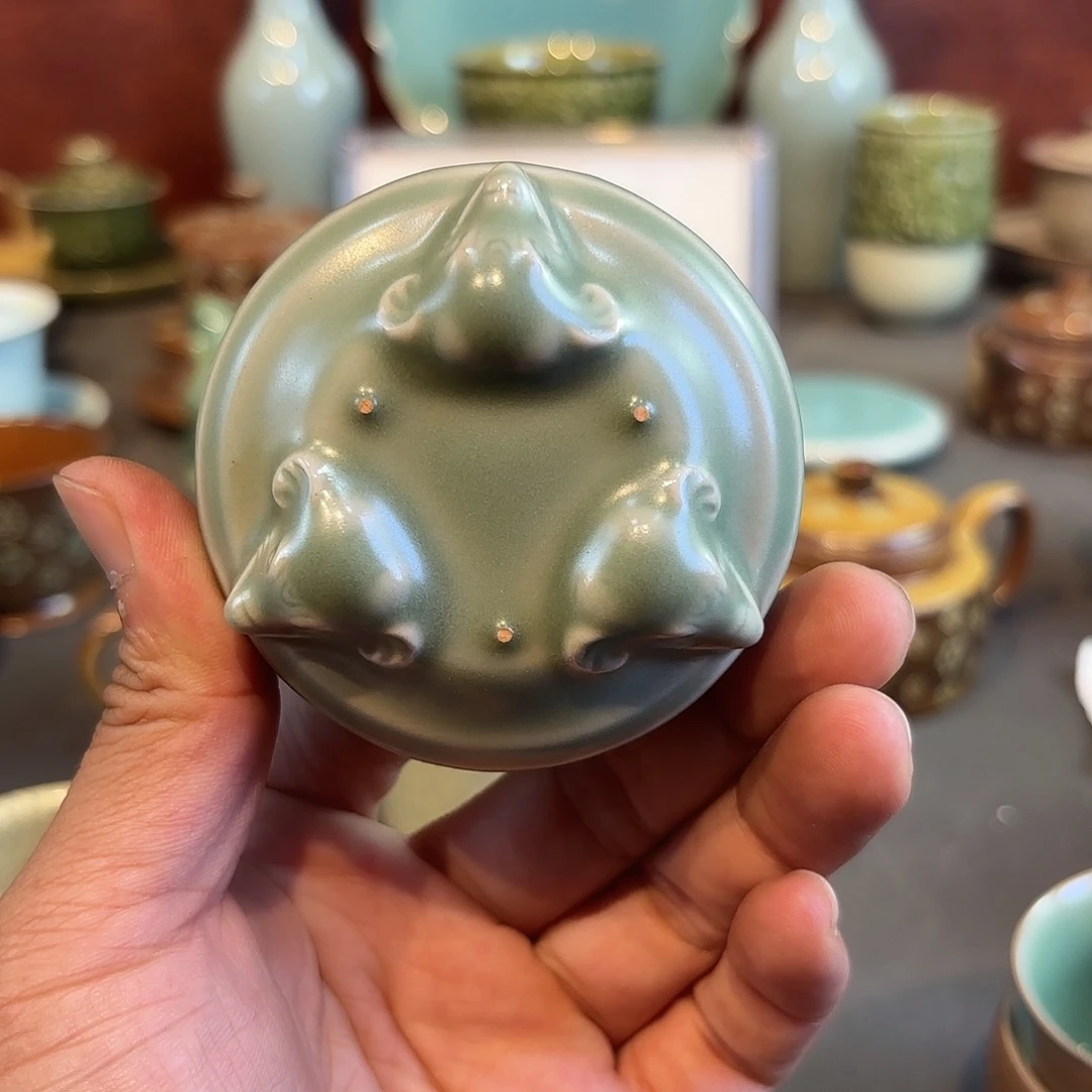 瓷片龙泉青瓷福利青瓷