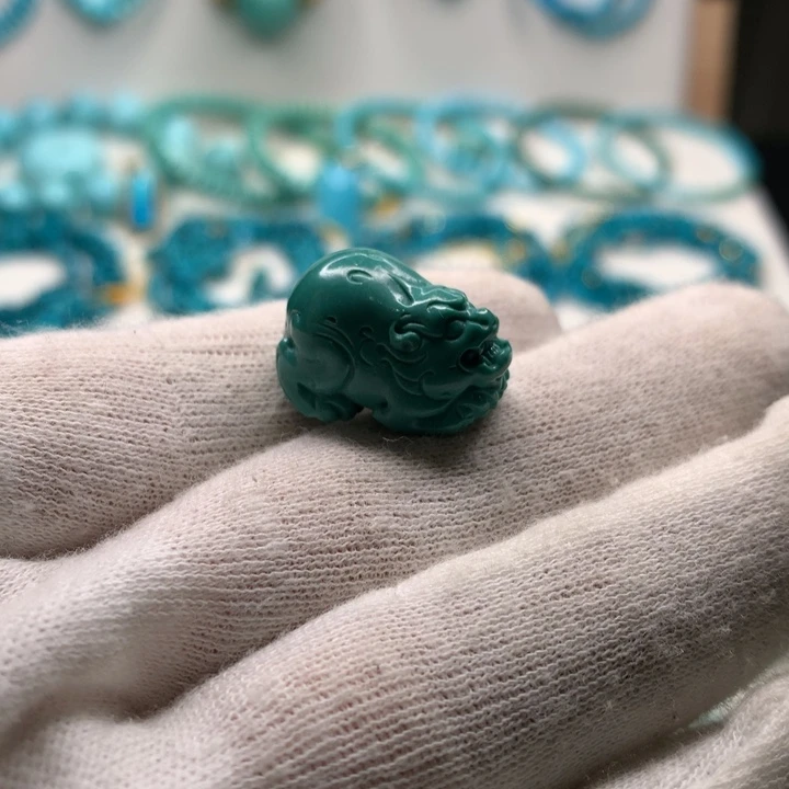 三***爷绿松石未镶嵌貔貅