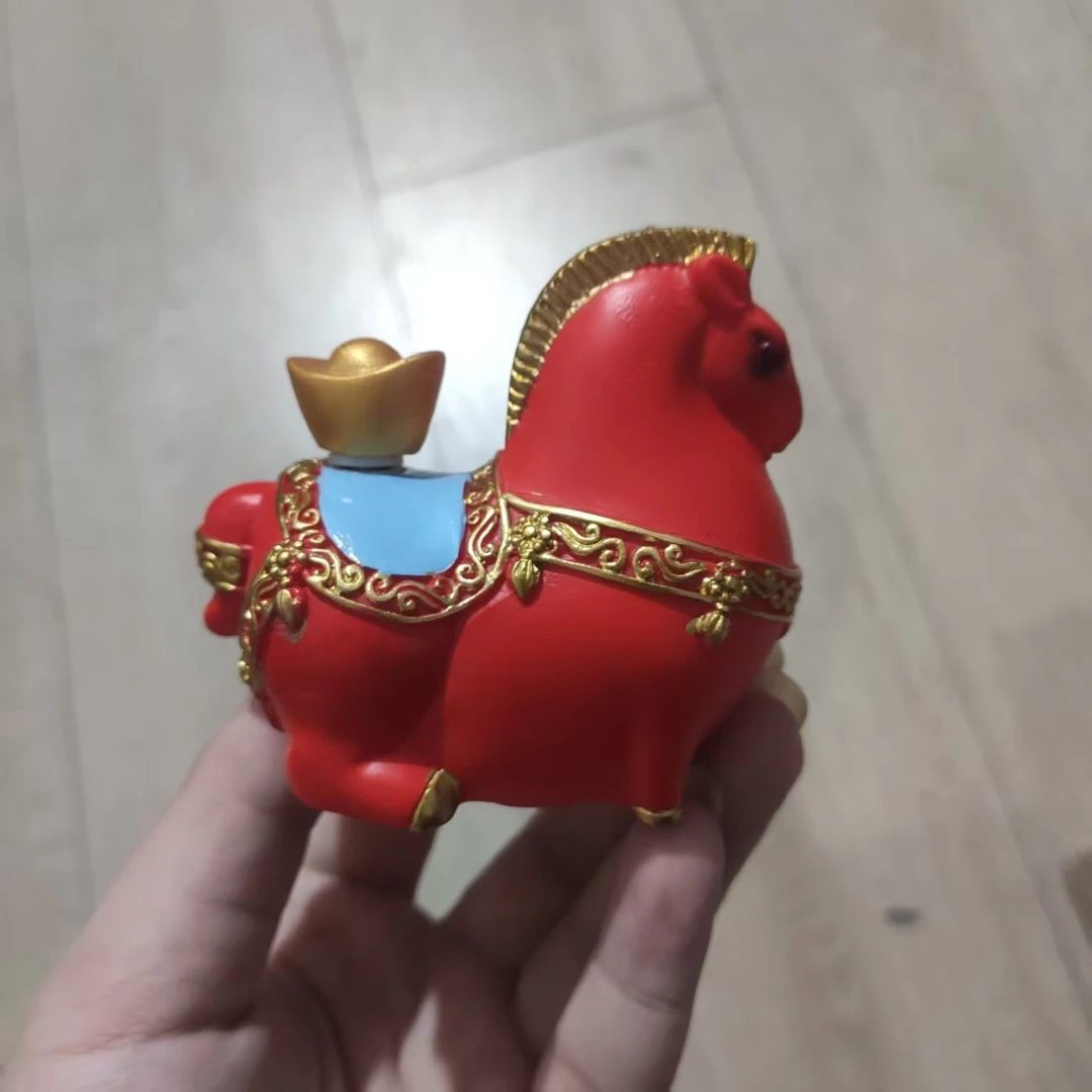 树脂红小马茶宠摆件