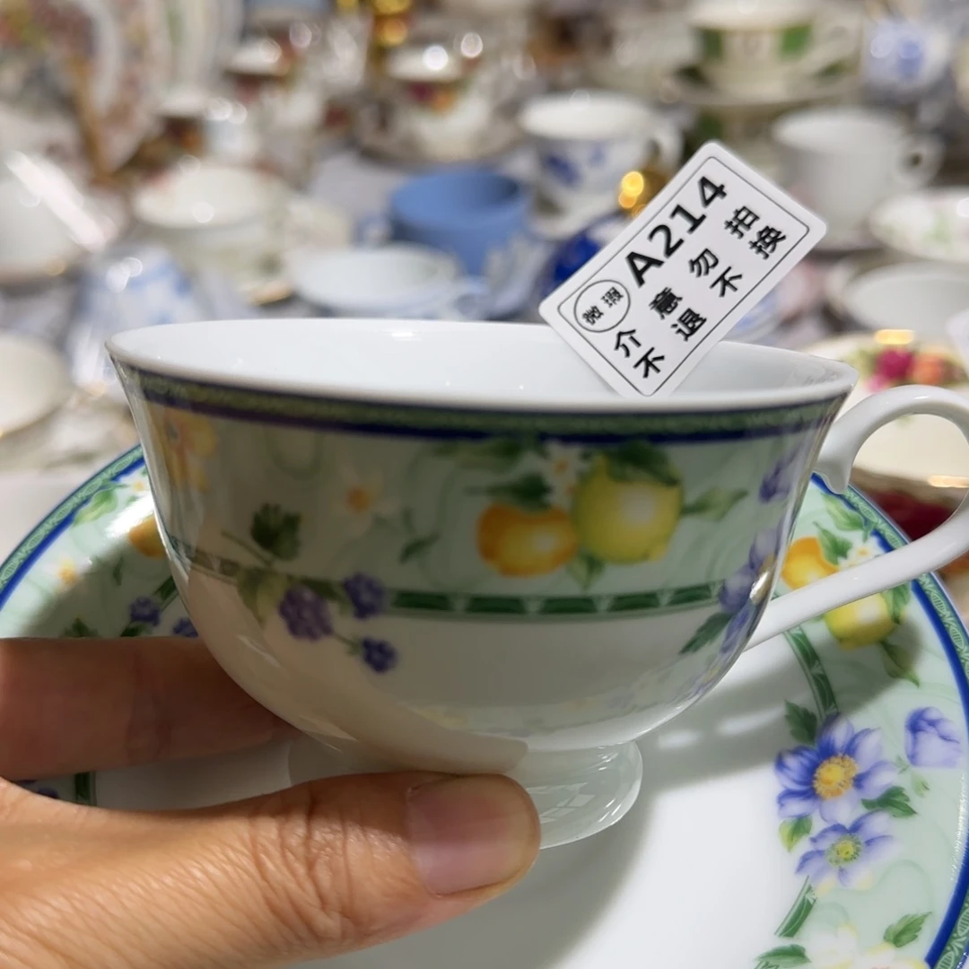 咖啡杯里的咖啡是我的最爱了