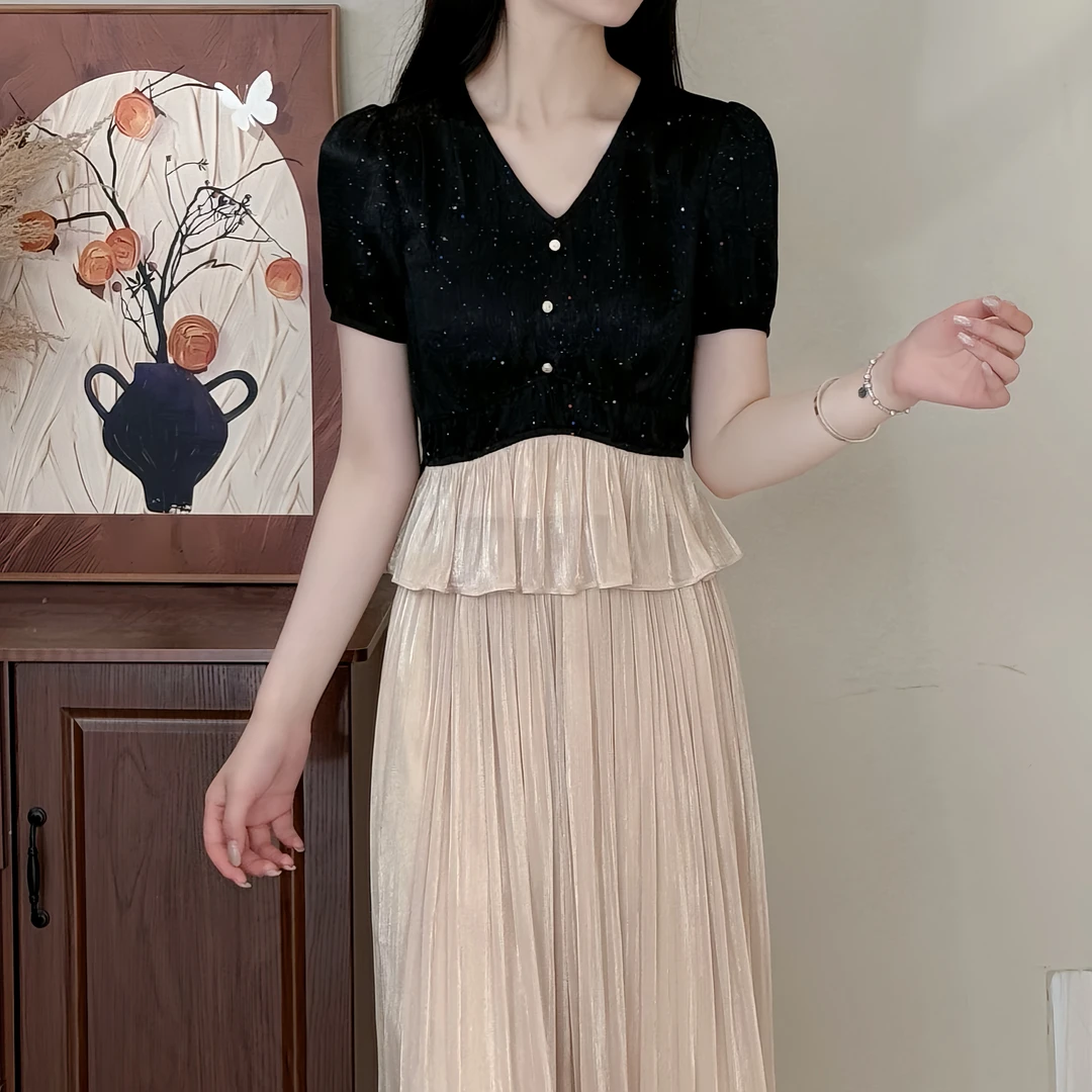 蔡小姐简约通勤时尚女装泡泡袖上衣拼接琉璃金丝大方穿搭洋气法系