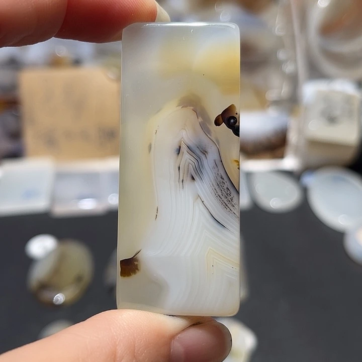 玛瑙/玉髓未镶嵌颈饰