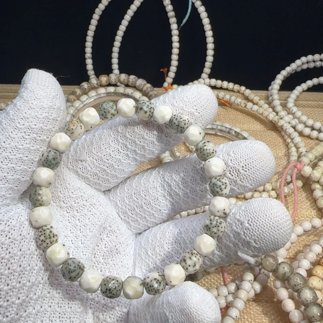 杨****手串星月菩提87玉化无相单圈