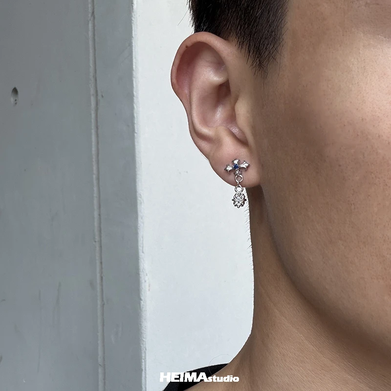 925银耳饰 原创莫桑钻十字架男纯银耳钉小众高级感男女耳环养耳洞