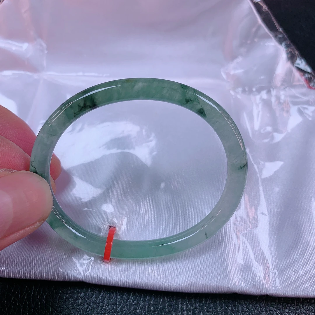 50-51圈口A货缅甸天然翡翠贵妃冰透飘花圆条少女时尚天然玉镯8476