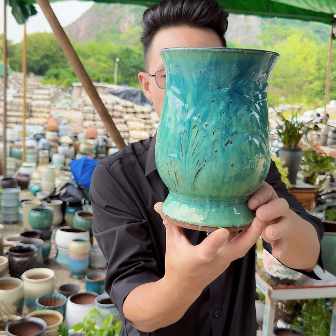 紫砂花盆口14高20（一个蓝花绿