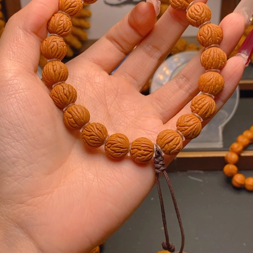 【闪购商品】桃核手串龙文桃核