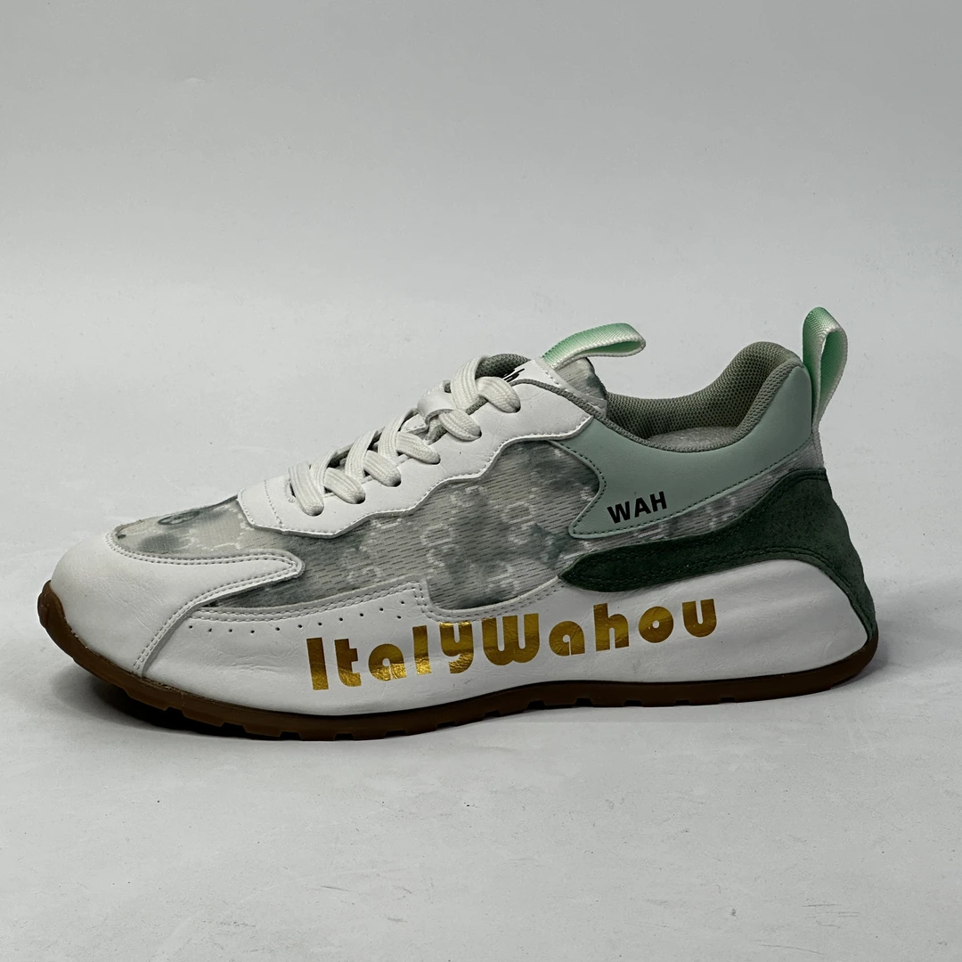 【薇姐福利】Wahou瓦后WH9777时尚防滑耐磨休闲鞋  白绿色40码