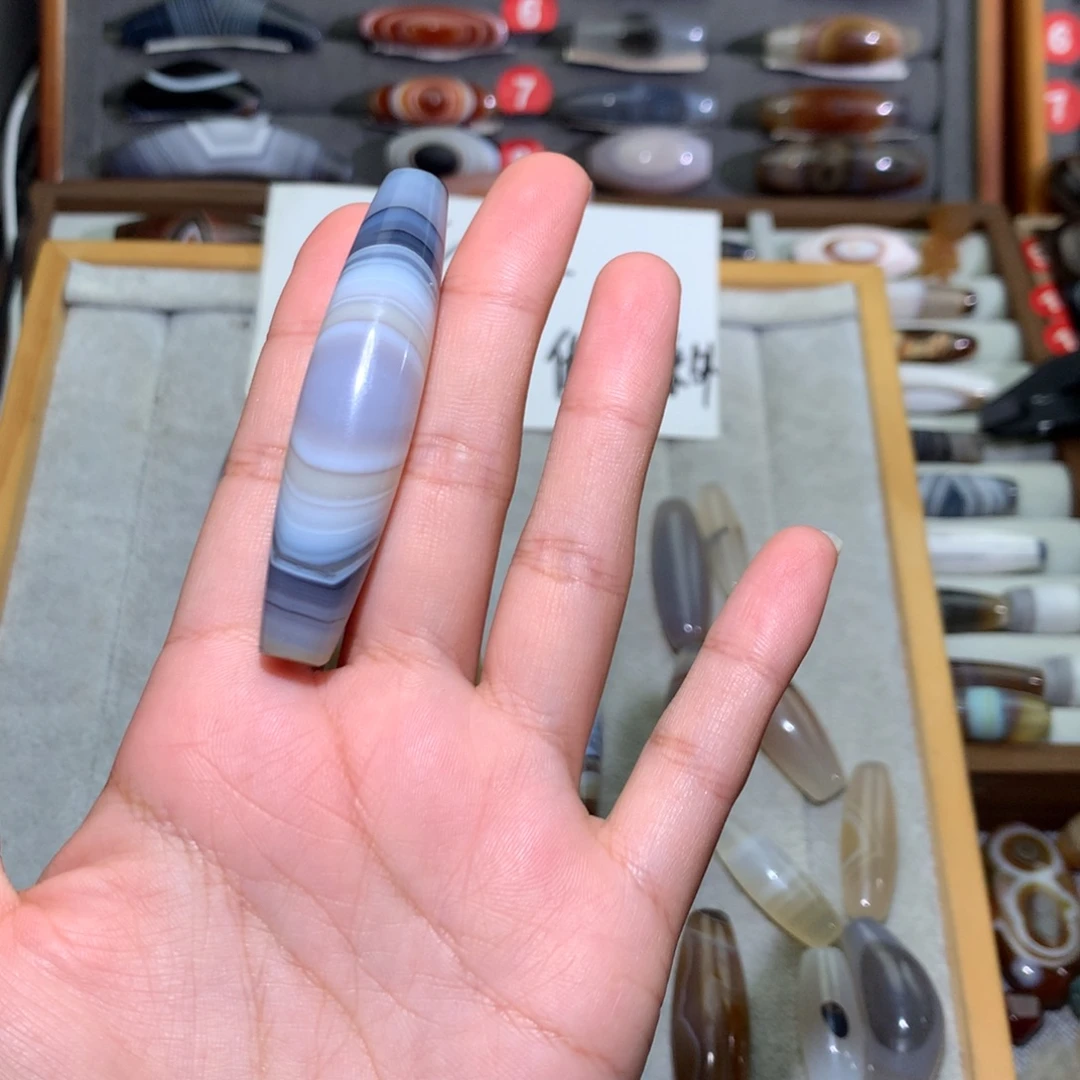 弋***风玛瑙/玉髓未镶嵌颈饰