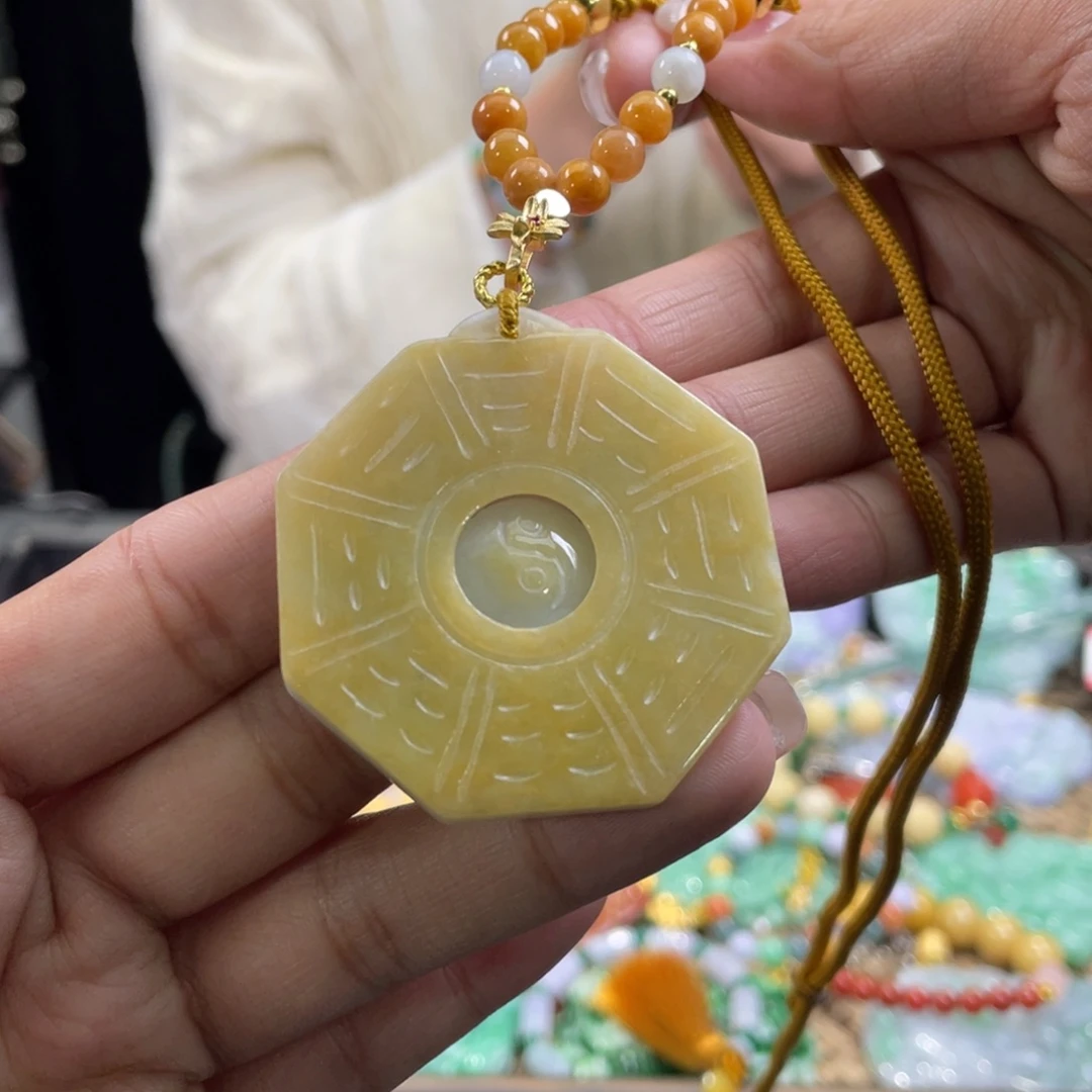 翡翠颈饰未镶嵌代编织