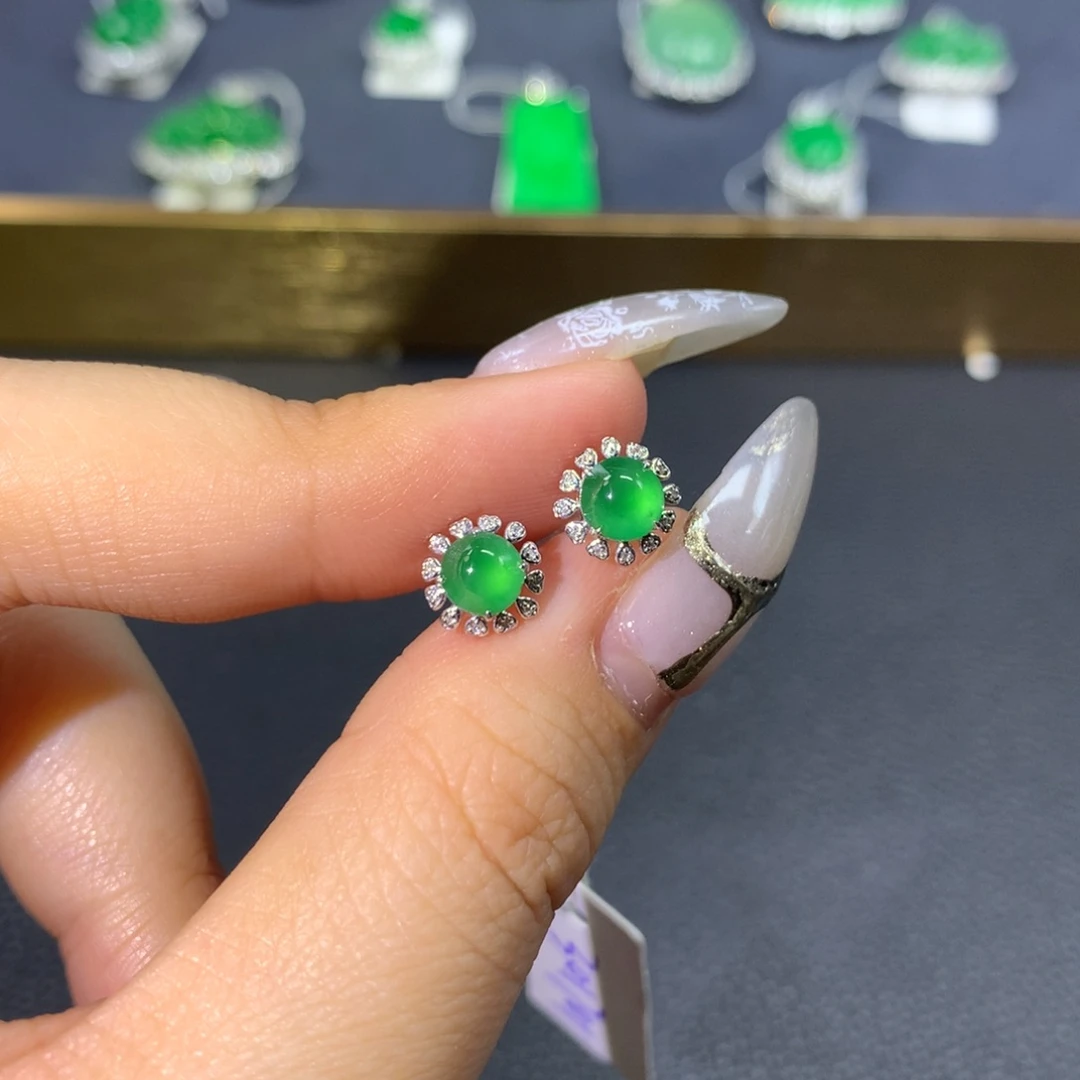 翡翠耳饰18K金镶嵌翡翠