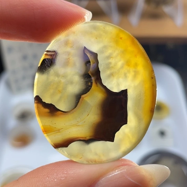 玛瑙/玉髓未镶嵌牌子