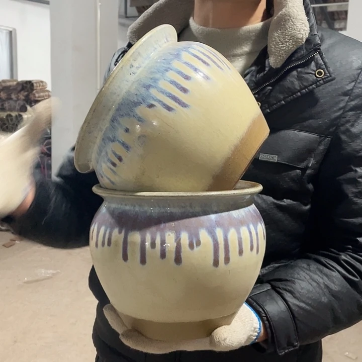 红陶瑕疵20/18两个