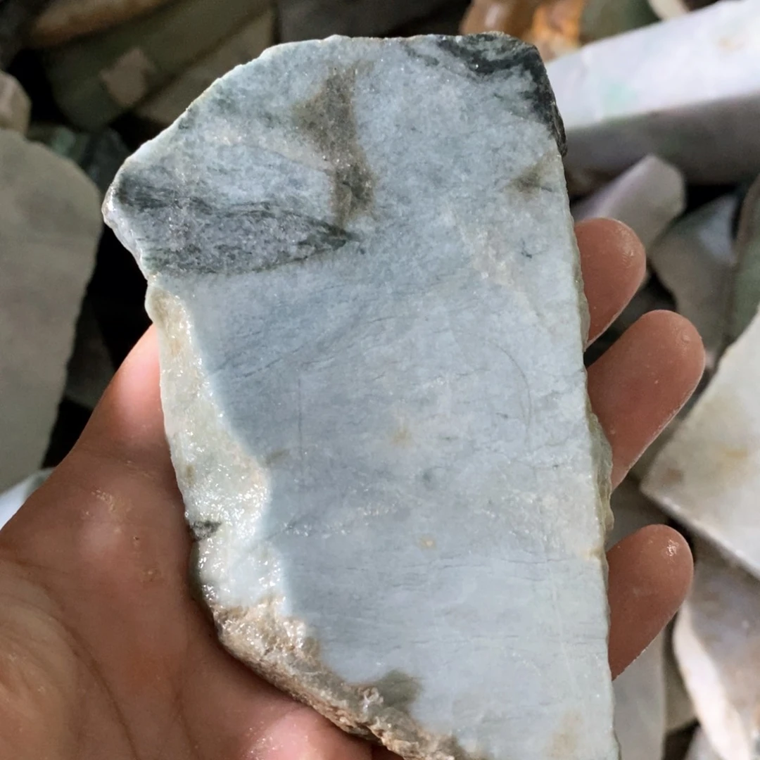 翡翠未镶嵌颈饰天然翡翠