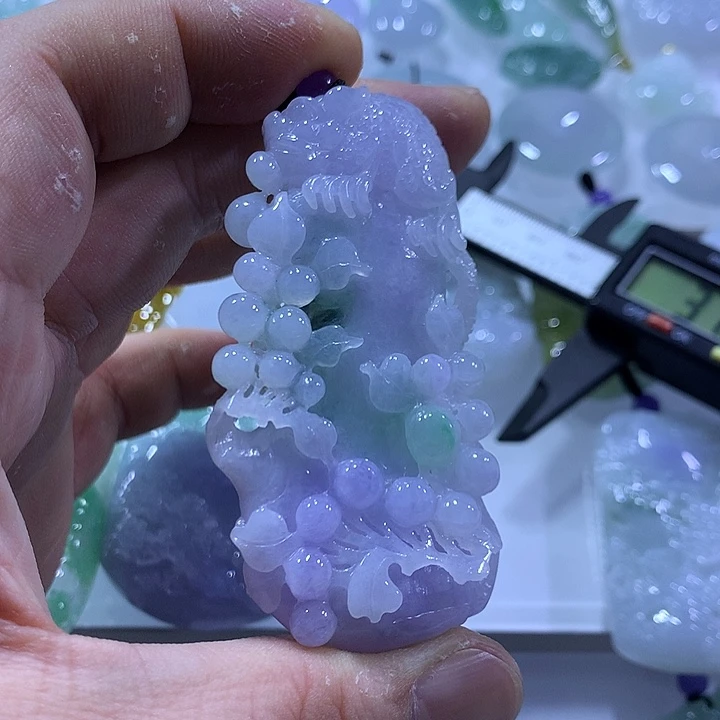 翡翠未镶嵌颈饰天然翡翠A货吊坠