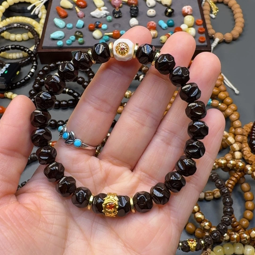 白玉菩提吊坠清*红红火火恍恍惚惚