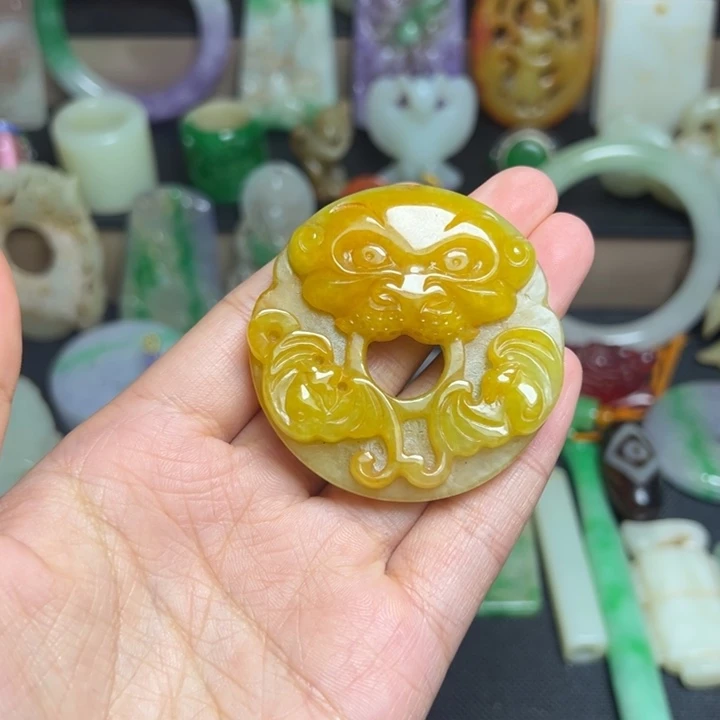 吊坠滴血莲花菩提