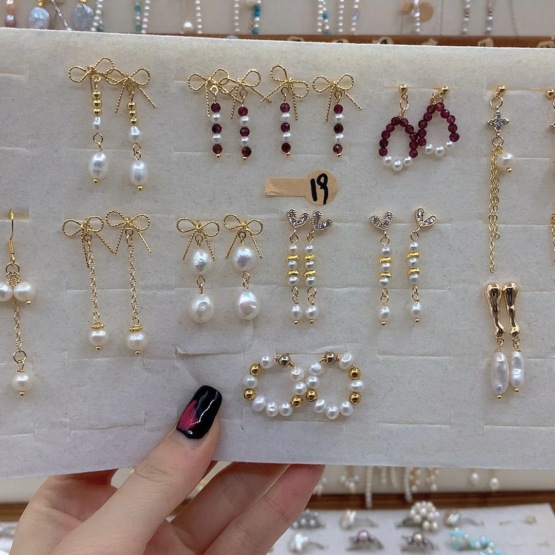 银S925镶嵌淡水珍珠耳饰