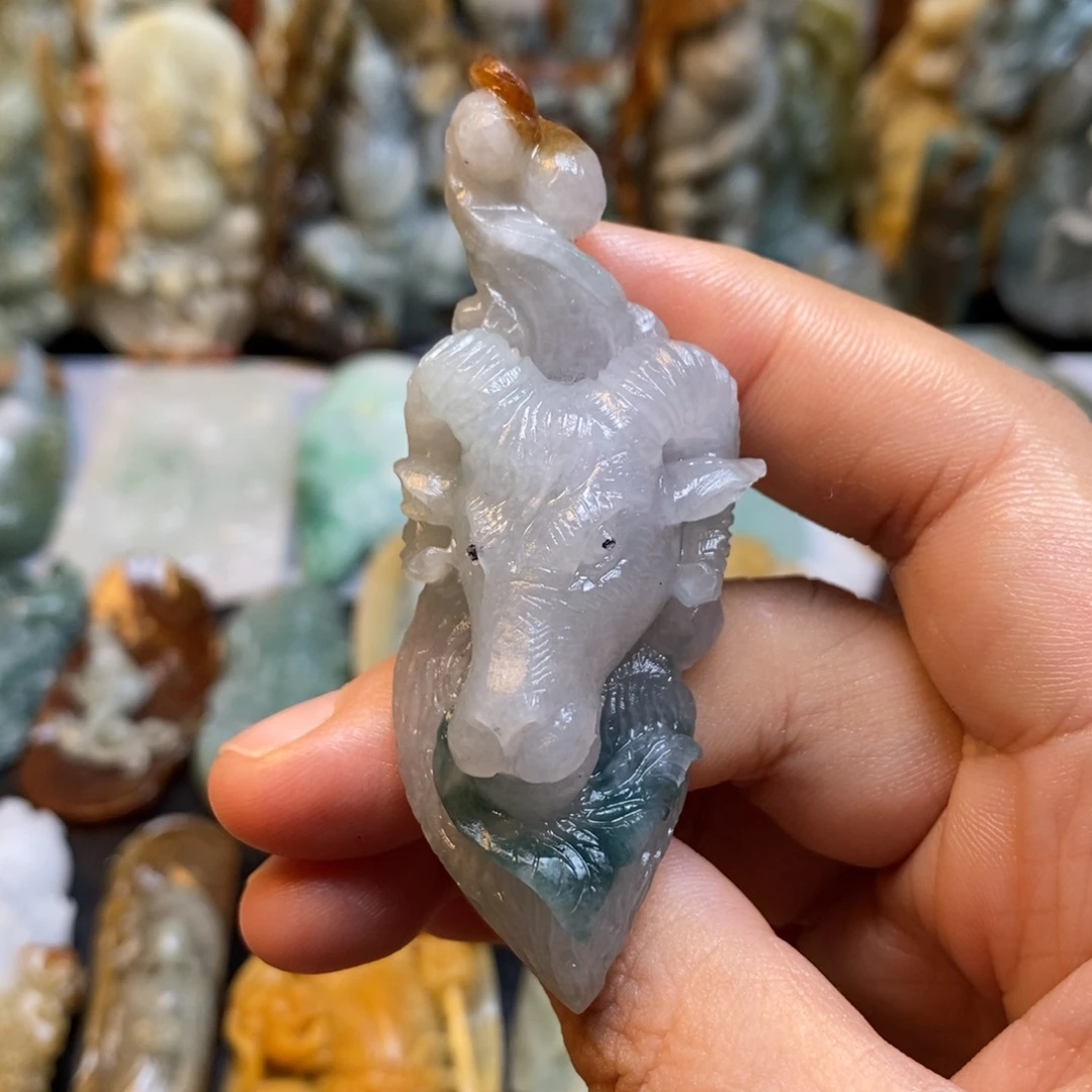 定制翡翠未镶嵌特色51