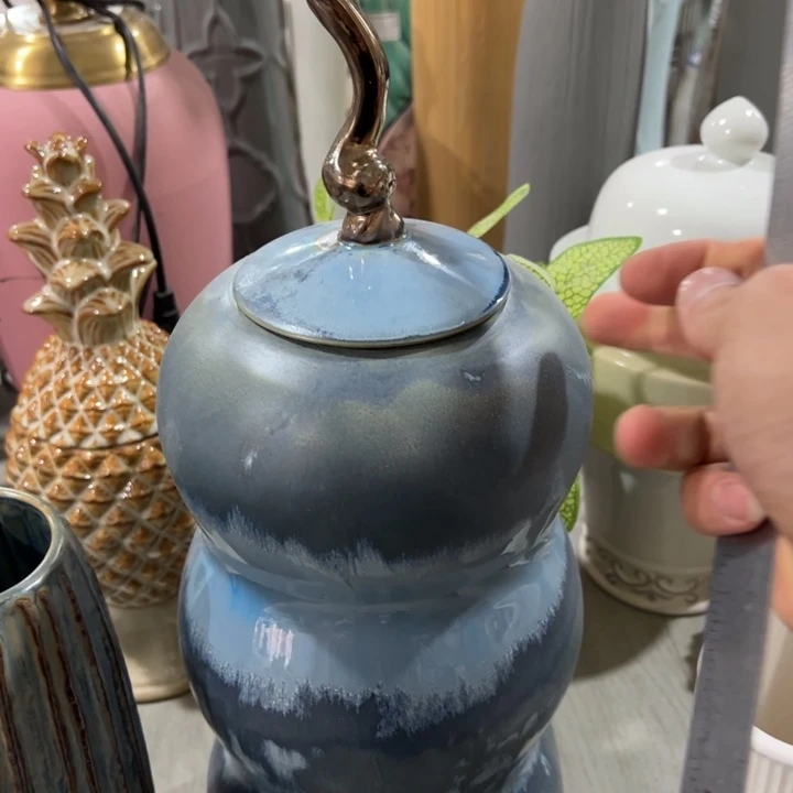 陶瓷花瓶摆件外贸出口（微瑕）