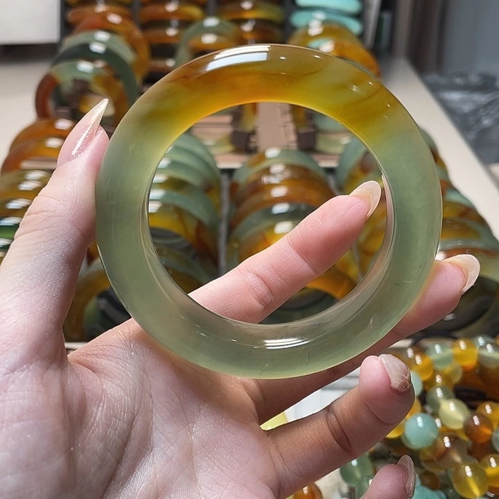 蛇纹石玉未镶嵌手镯56.7