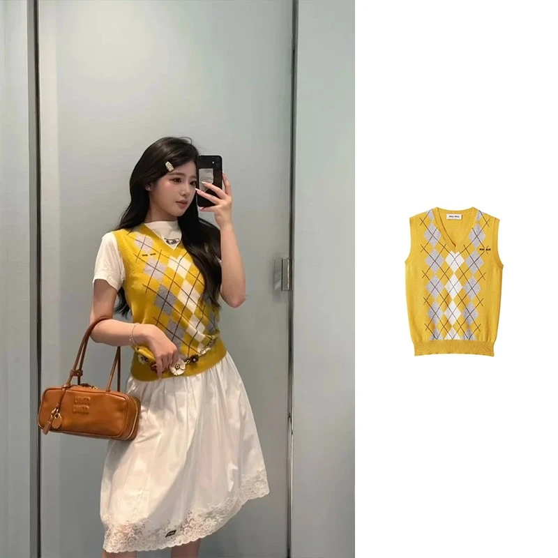 未使用 MIU MIU/缪缪 黄色V领菱格羊绒针织背心