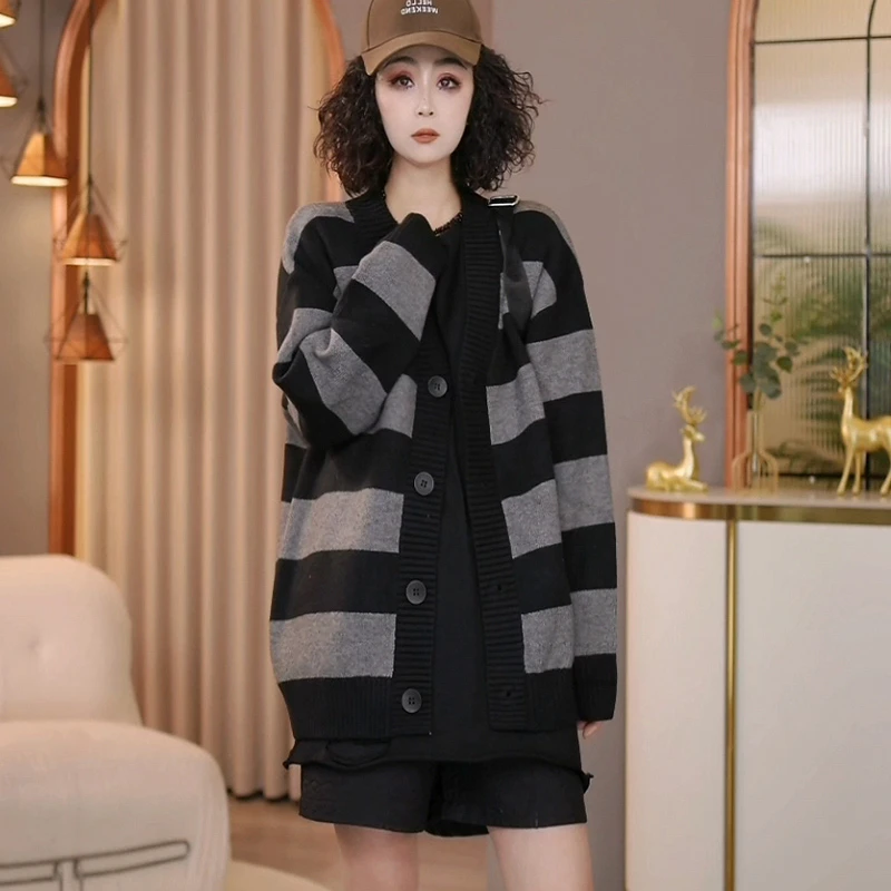 8657春季新款长袖韩版2025宽松休闲时尚毛衣外套女