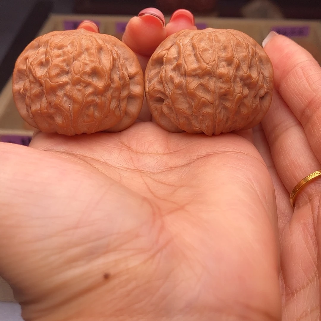 文玩核桃把件石门元宝40